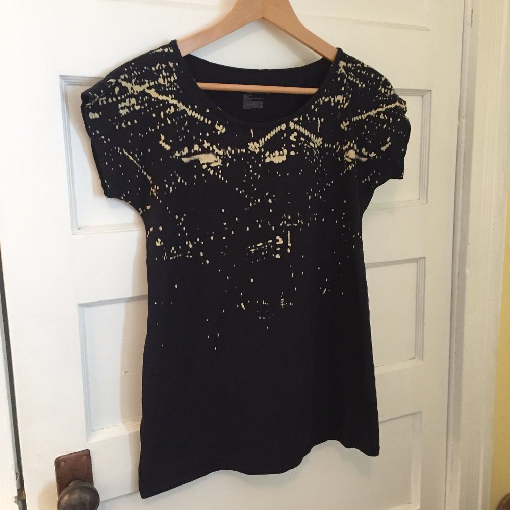 GAP maternity navy cotton tee - size S